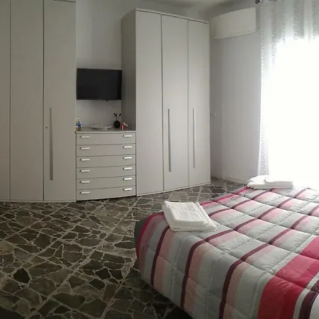 Casa Vacanze Rubino Apartment *